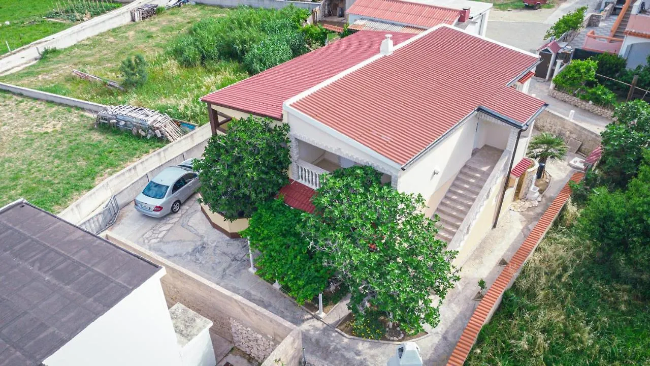 פג Apartment Tiam